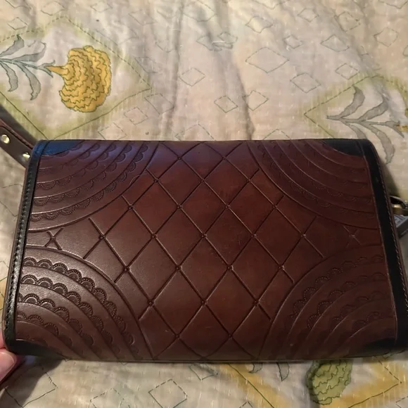 Elegant Brown and Teal Leather Bag, brand new, never used. - Picture 4 of 12